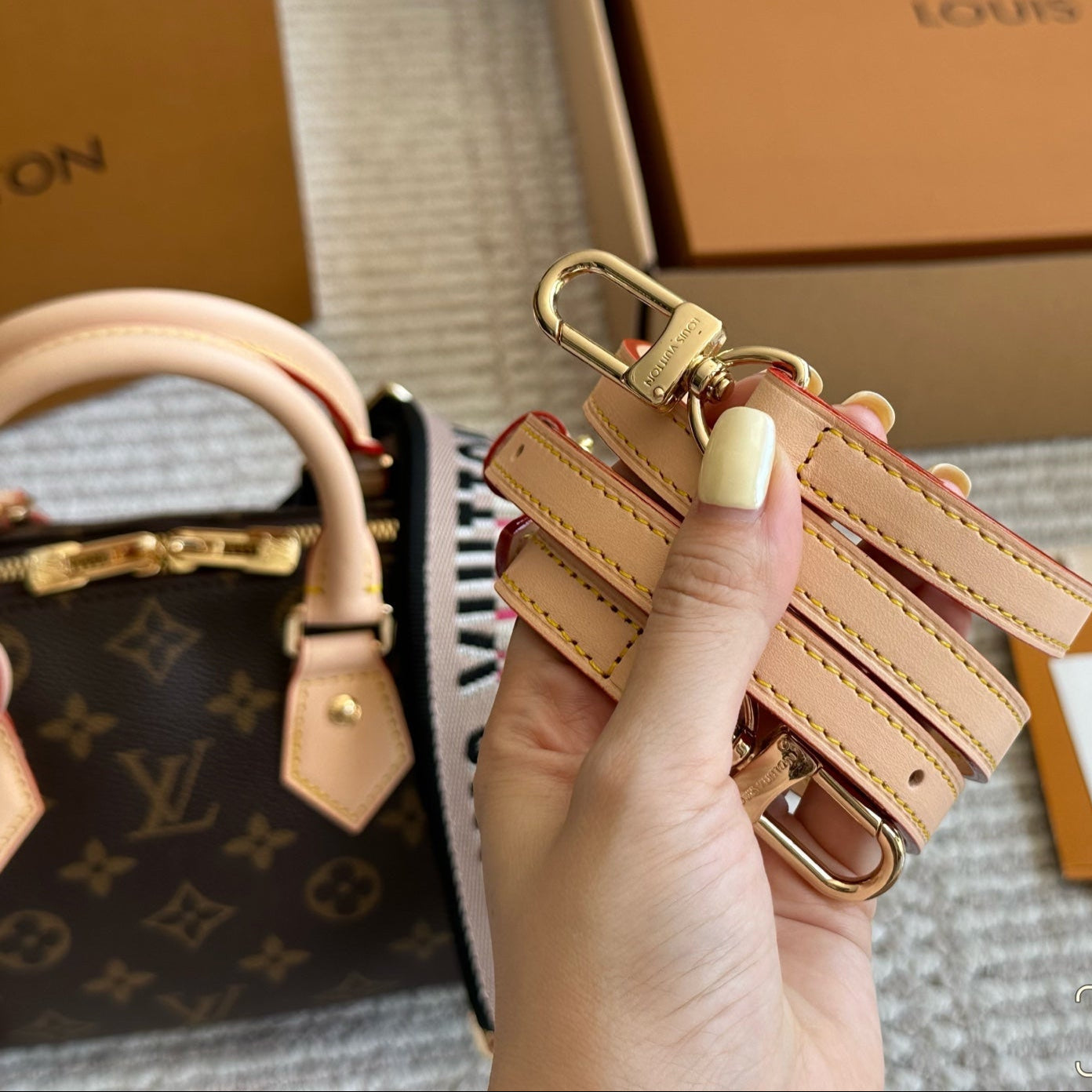 Leather Embroidery Shoulder Strap Pillow Bag