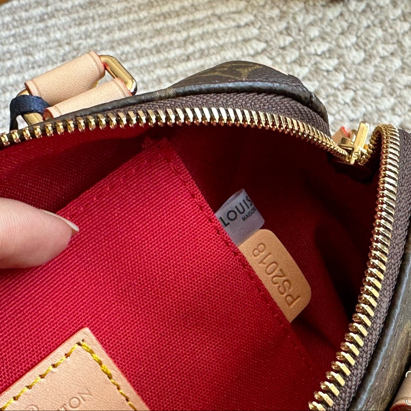Leather Embroidery Shoulder Strap Pillow Bag