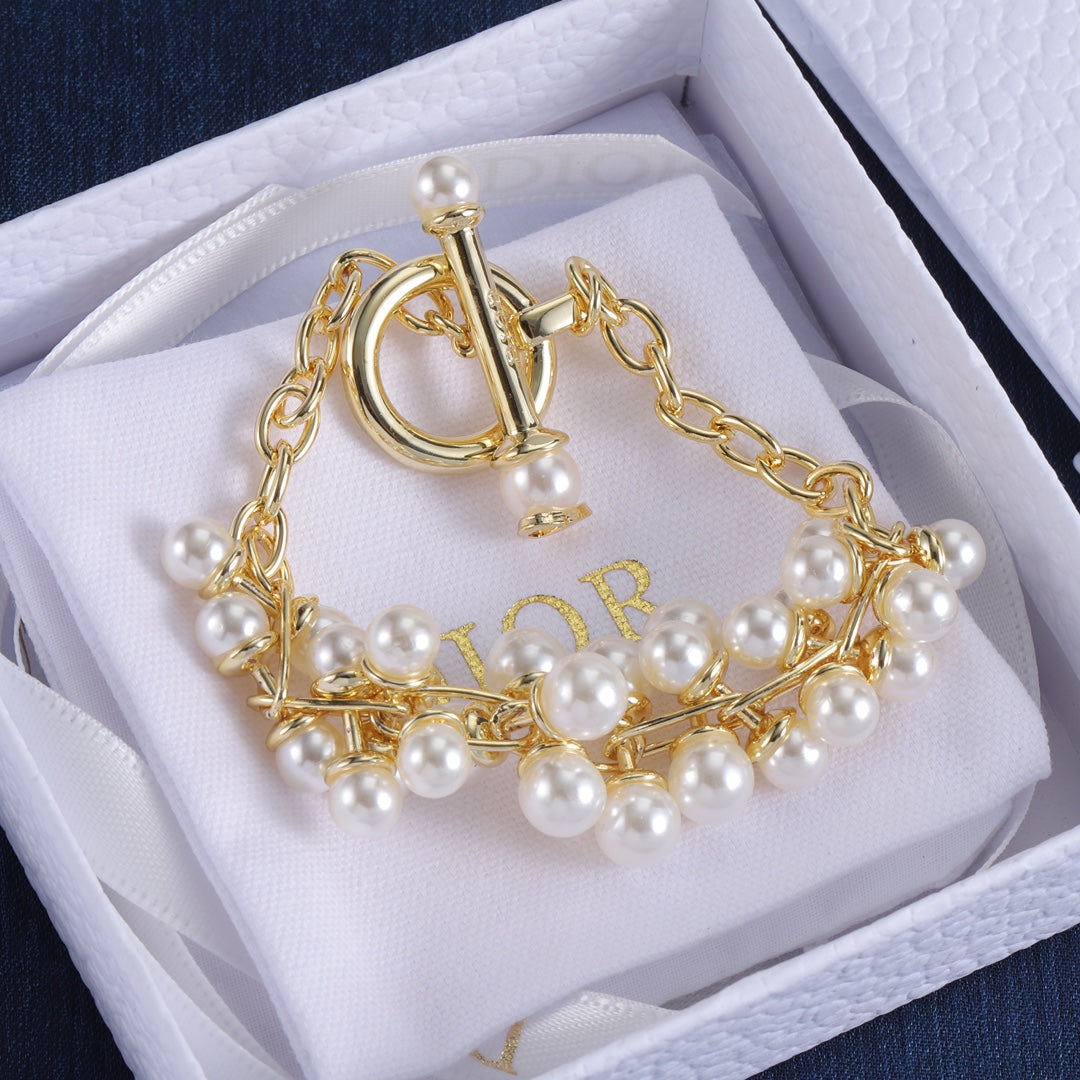 Vintage Pearl Twist Bracelet