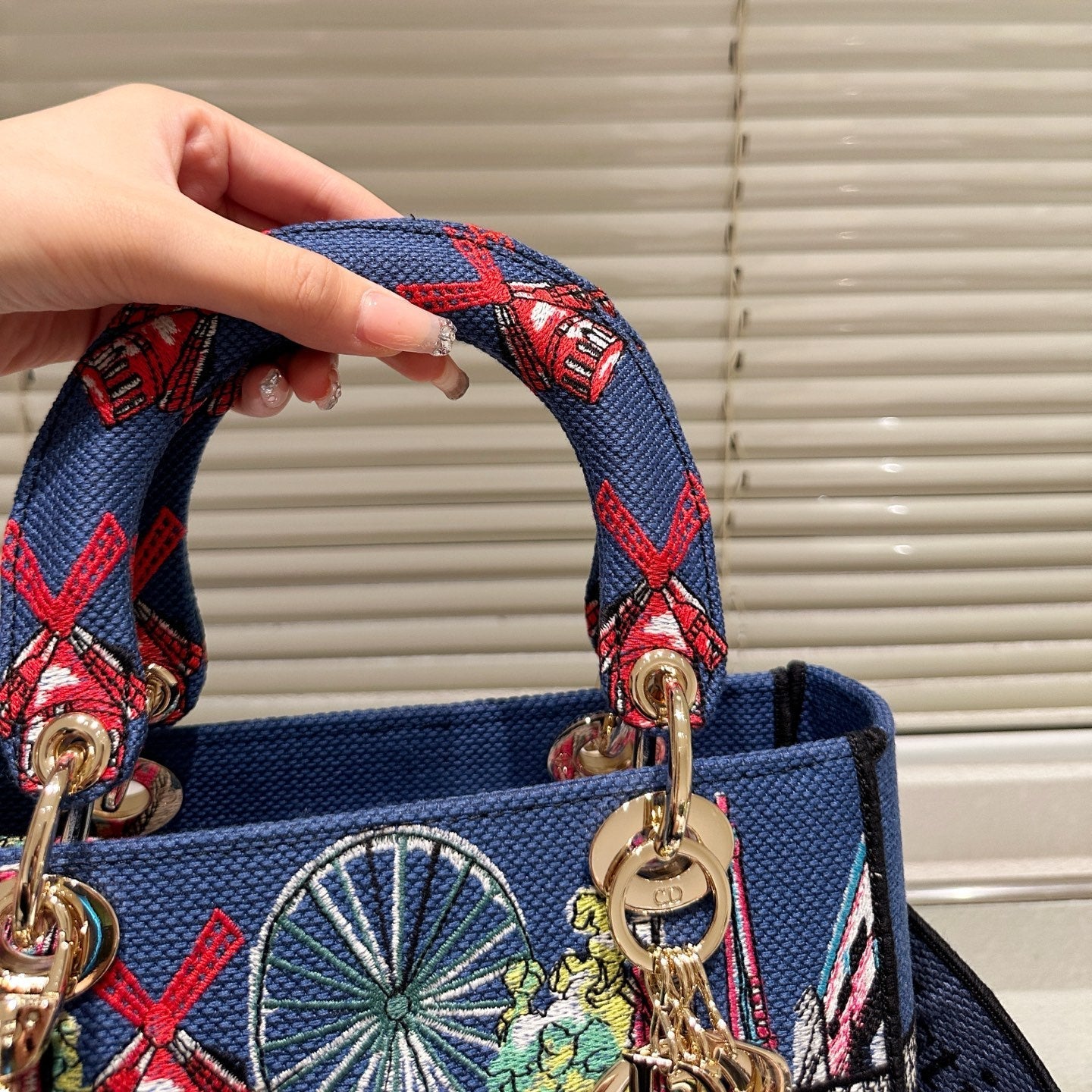 Embroidered Women's Crossbody Handbag