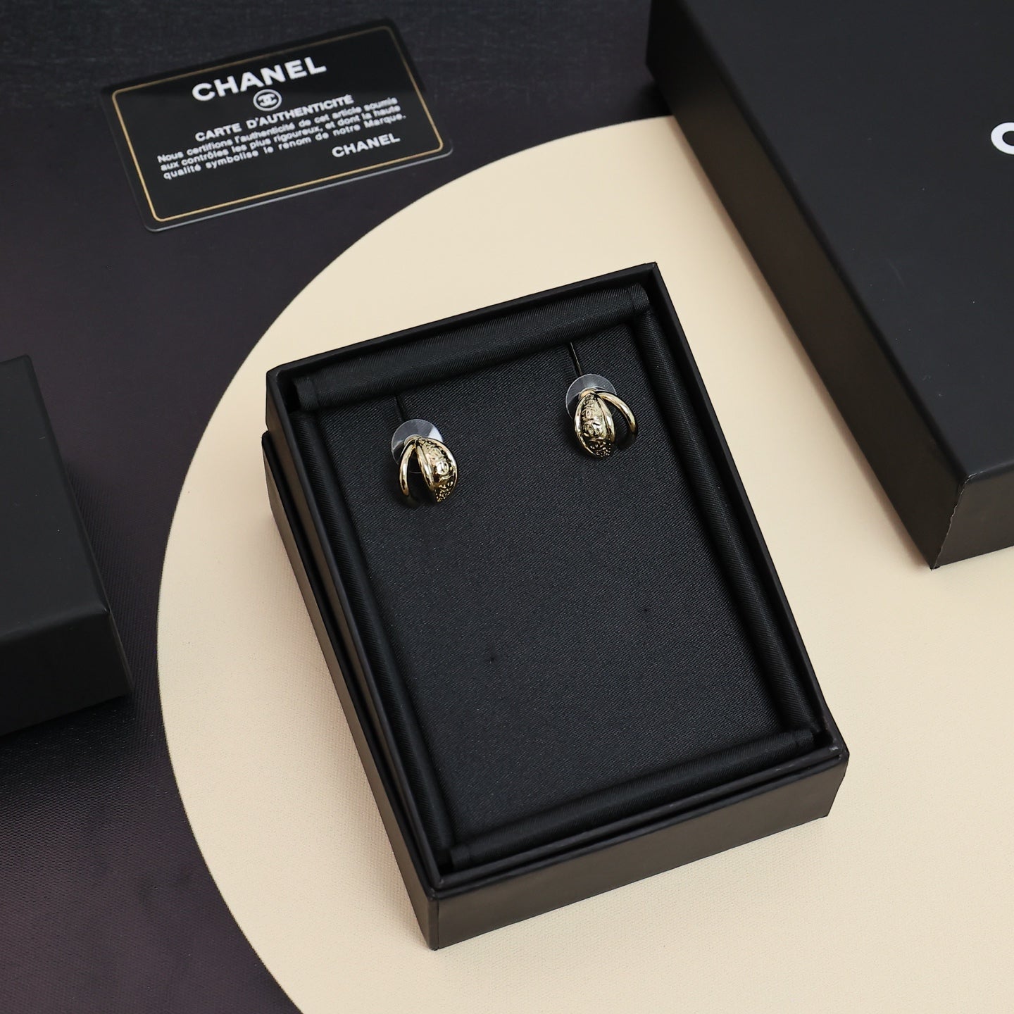 Stylish Walnut Earrings