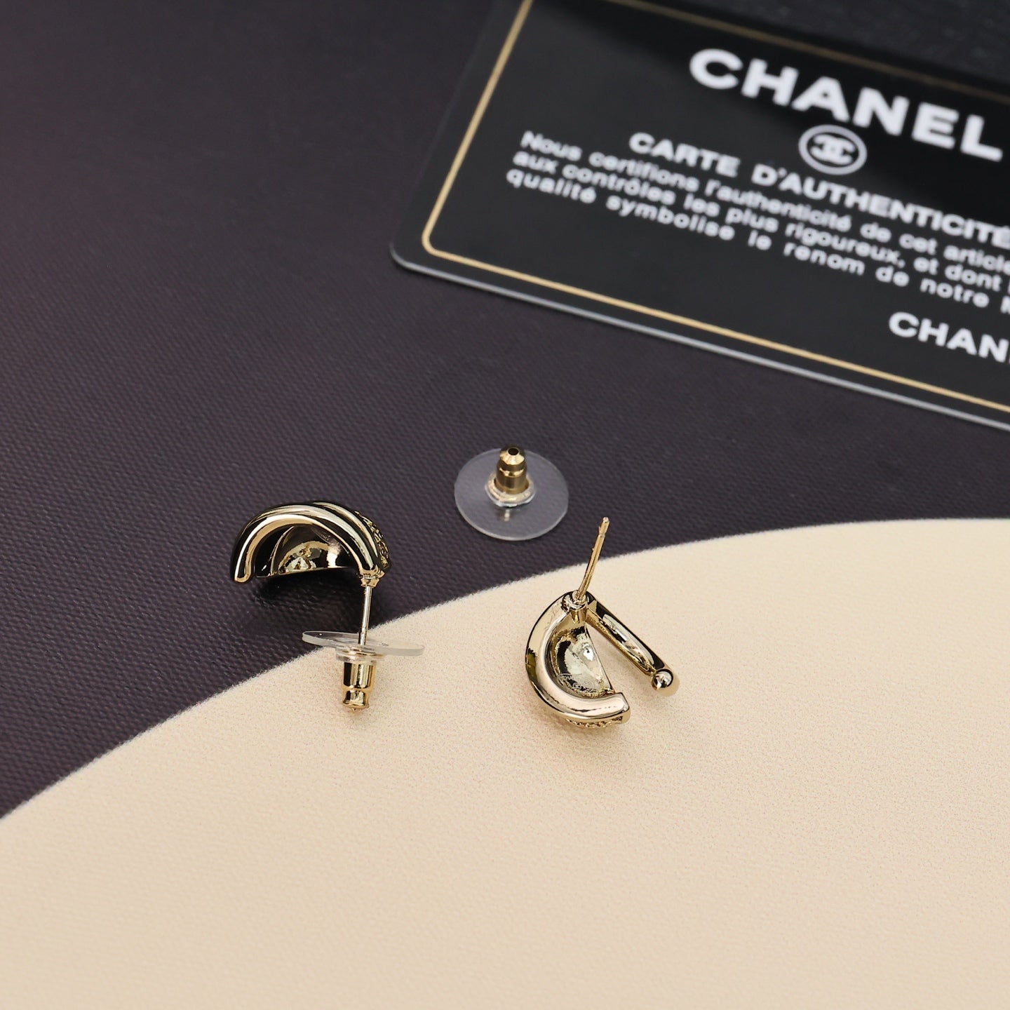 Stylish Walnut Earrings