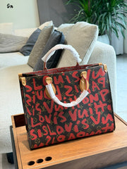 Graffiti letters shopping bag