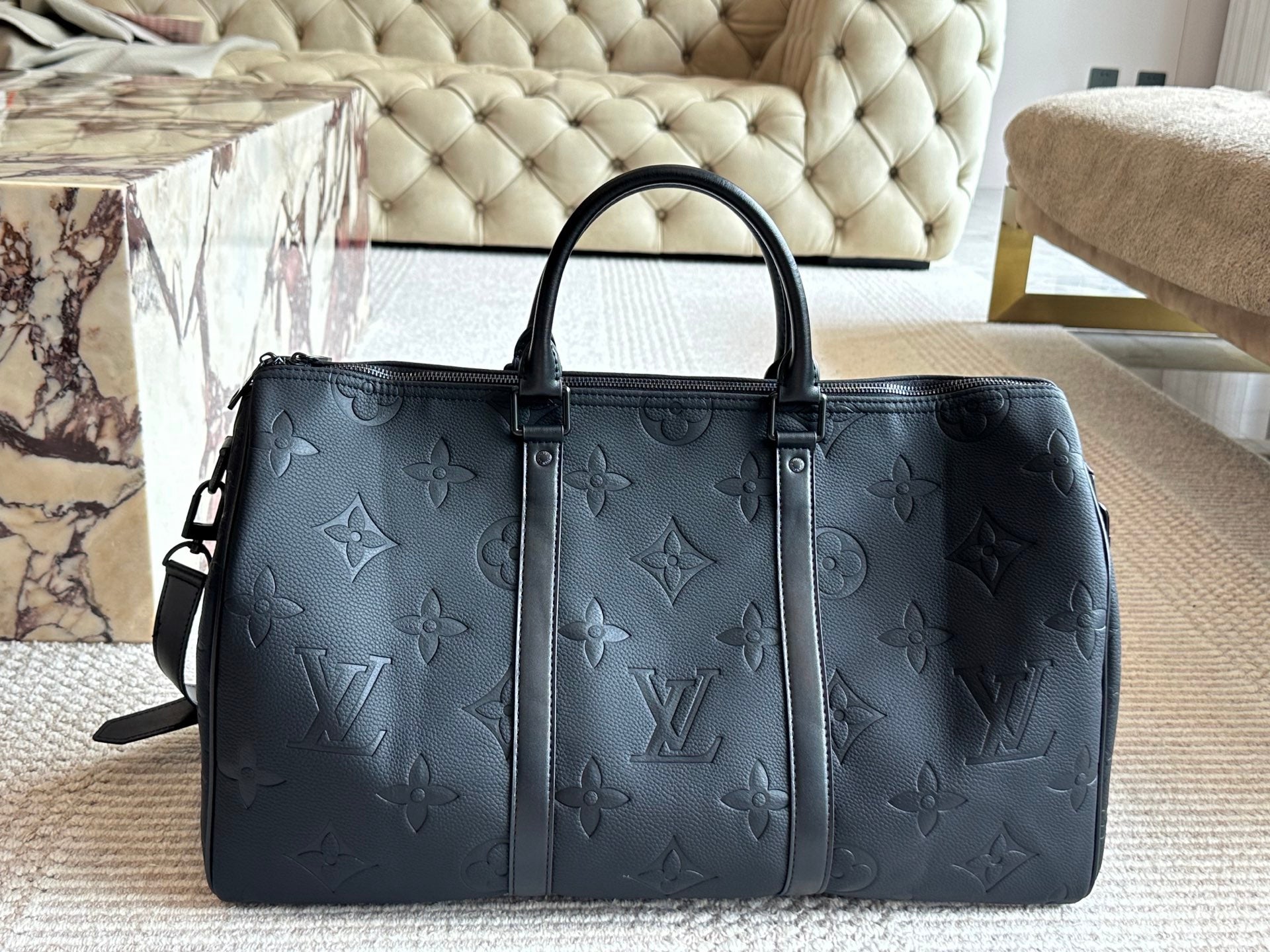 Neutral Versatile Travel Bag