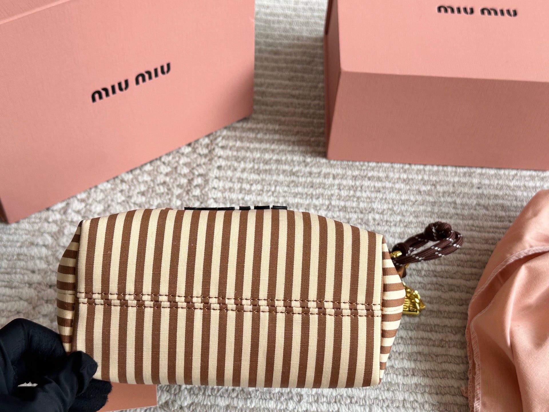 Striped canvas box bag