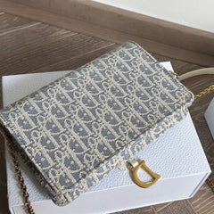 Light Blue Embroidery Chain Bag