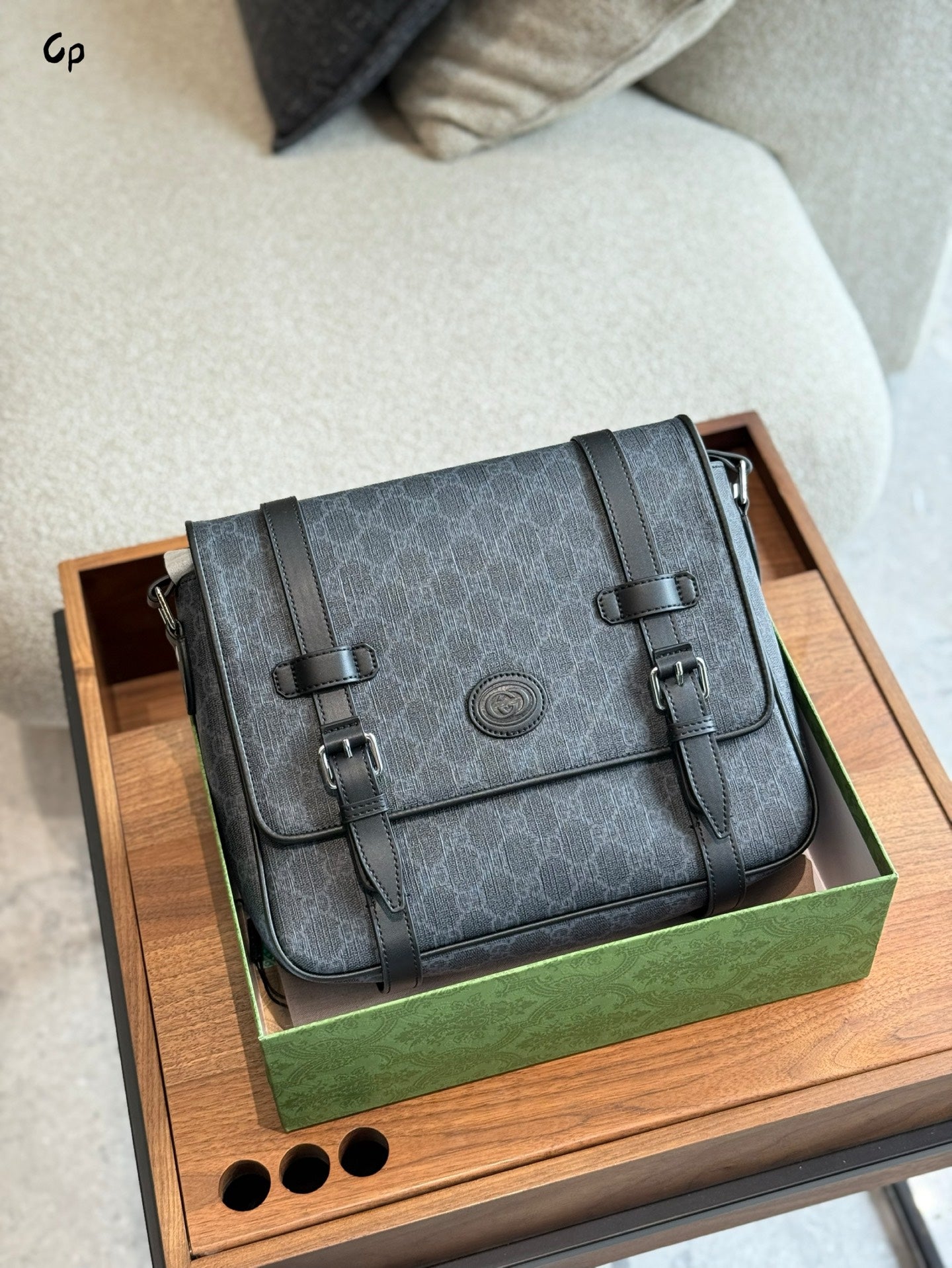 Unisex Fashion Messenger Bag
