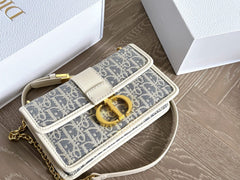 Light blue printed shoulder chain bag