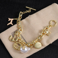 Pearl Starfish Pendant Bracelet
