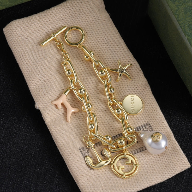 Pearl Starfish Pendant Bracelet