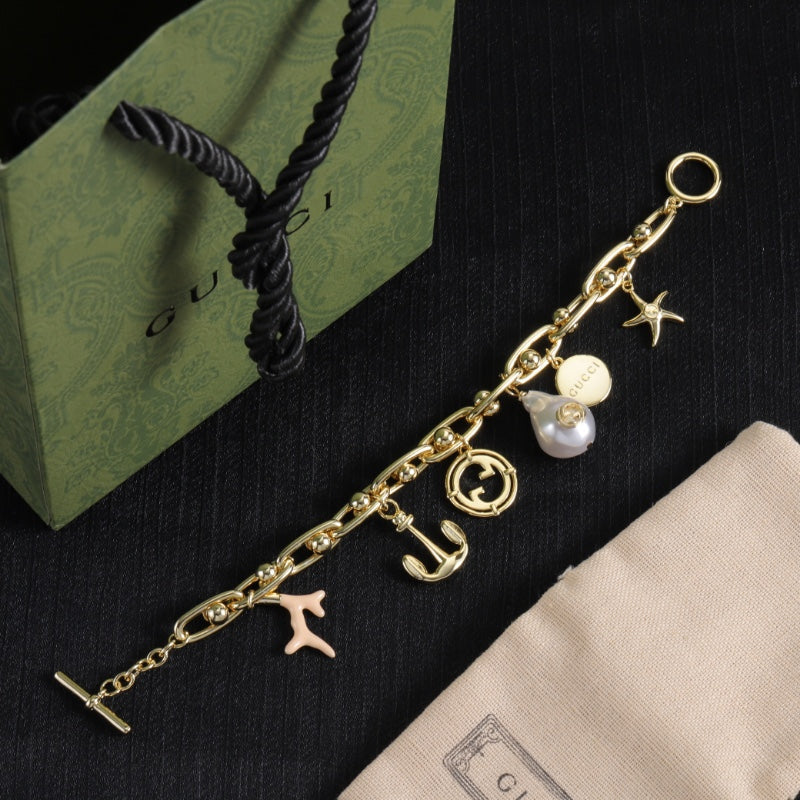 Pearl Starfish Pendant Bracelet