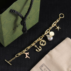 Pearl Starfish Pendant Bracelet