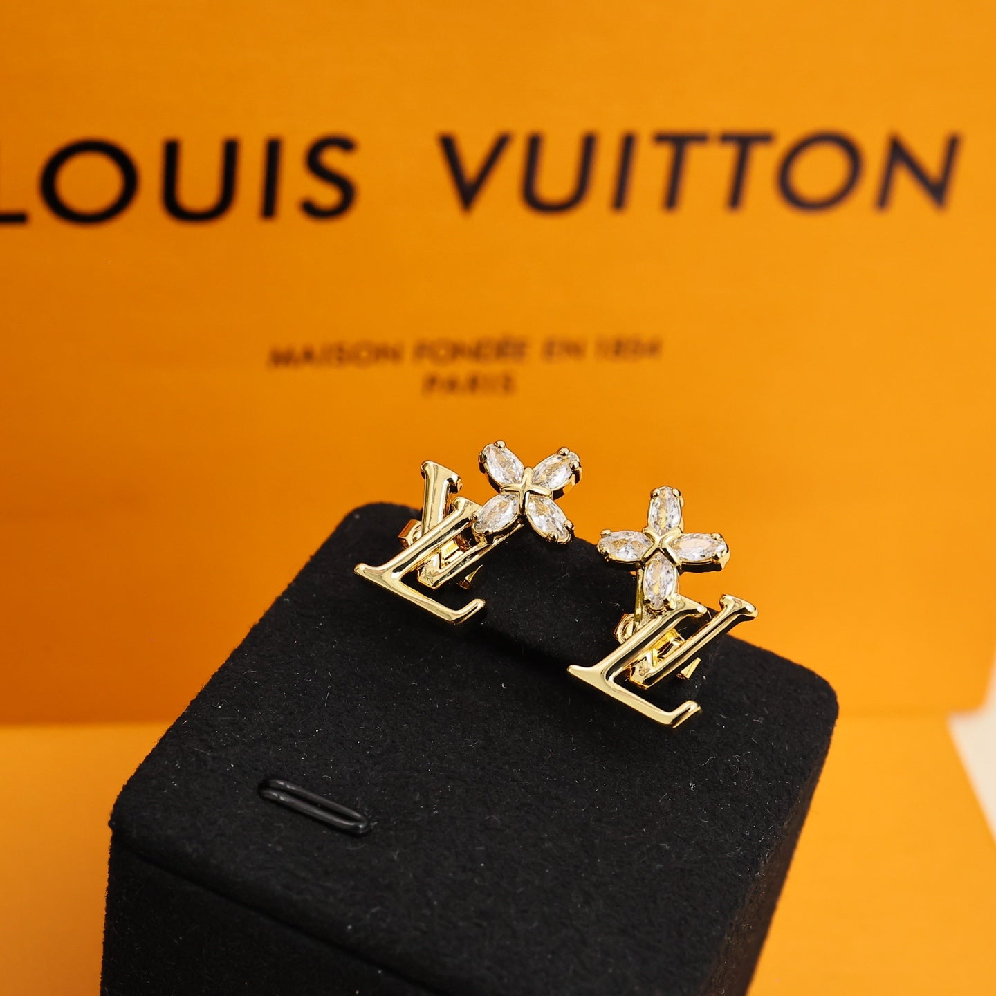 Full Diamond Four-leaf Clover Earrings