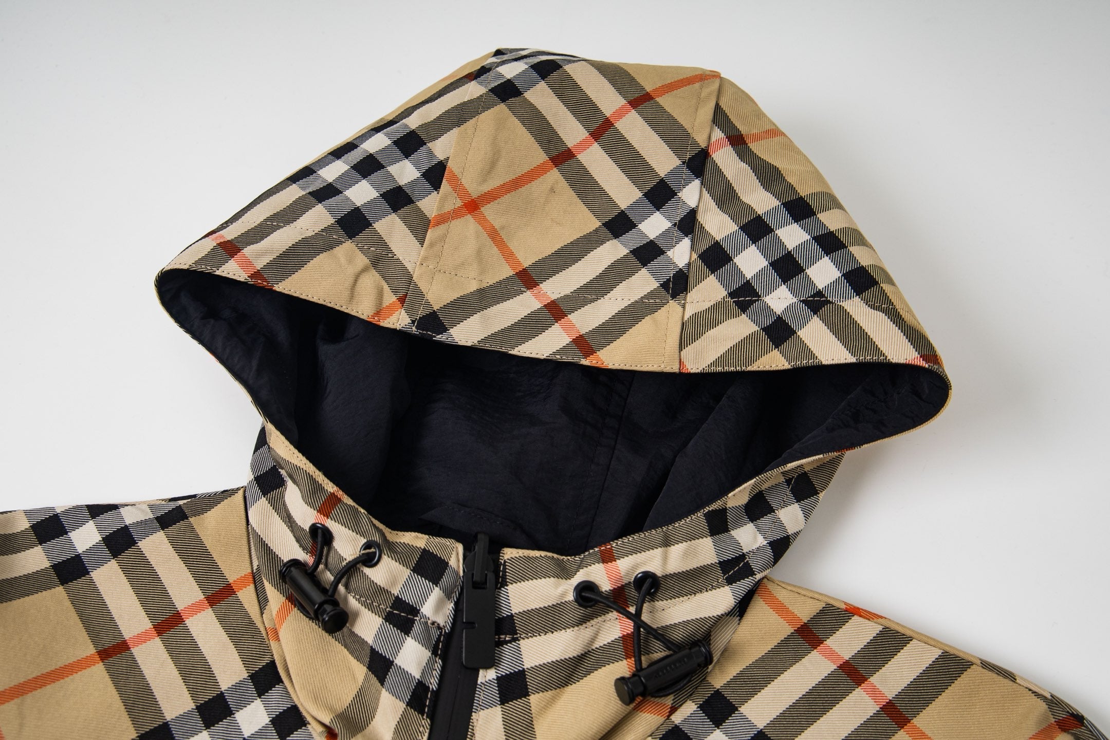 Nylon embroidered double-faced jacket