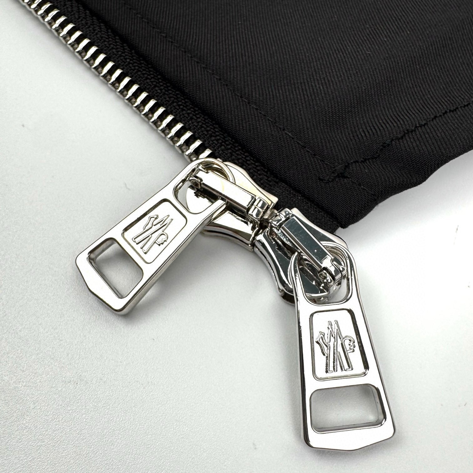 Badge zip-up cotton jacket