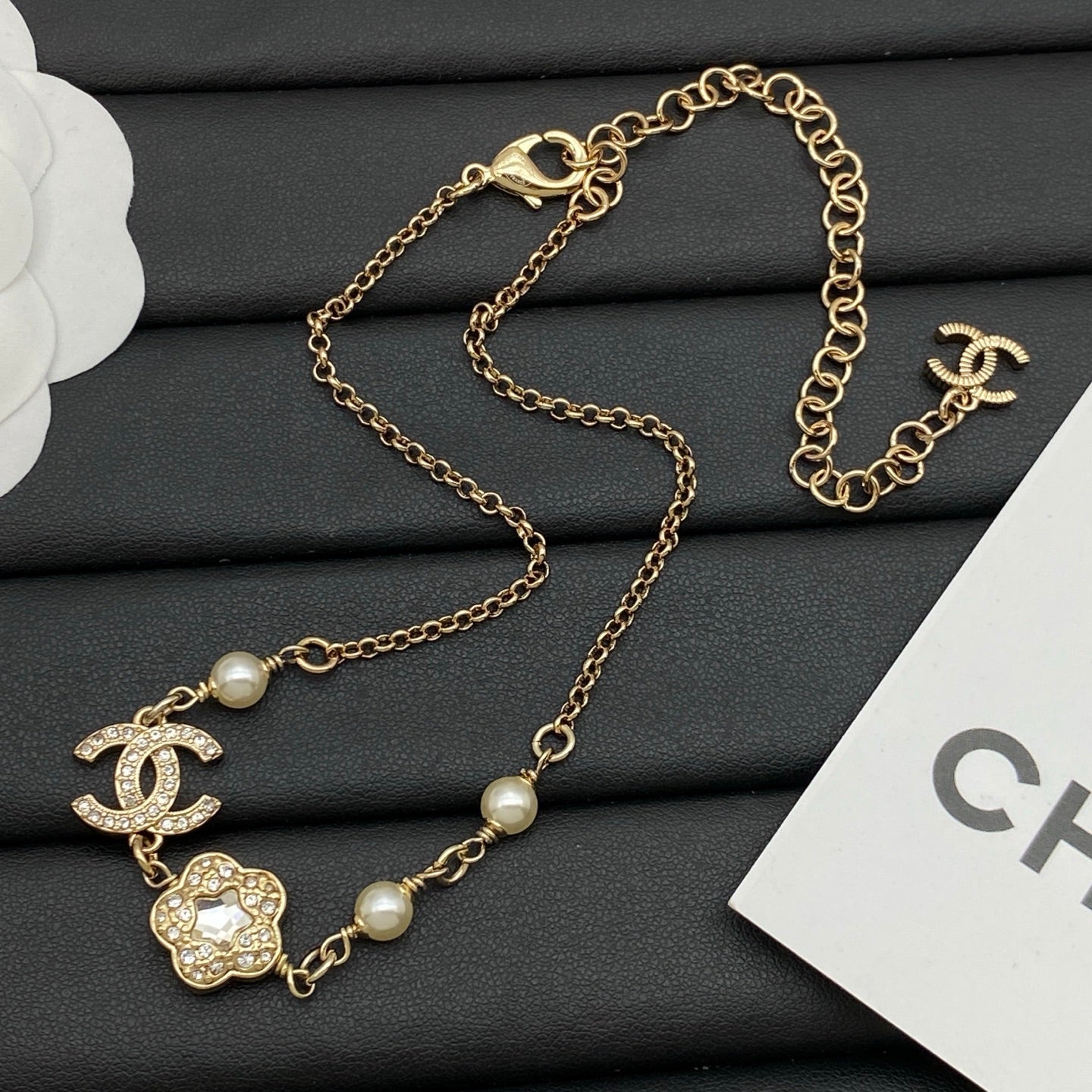 Elegant diamond necklace