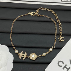 Elegant diamond necklace