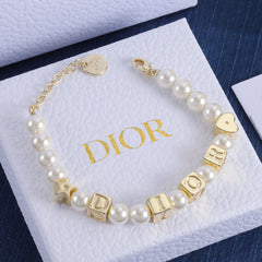 Dice latte lacquer Pearl Bracelet