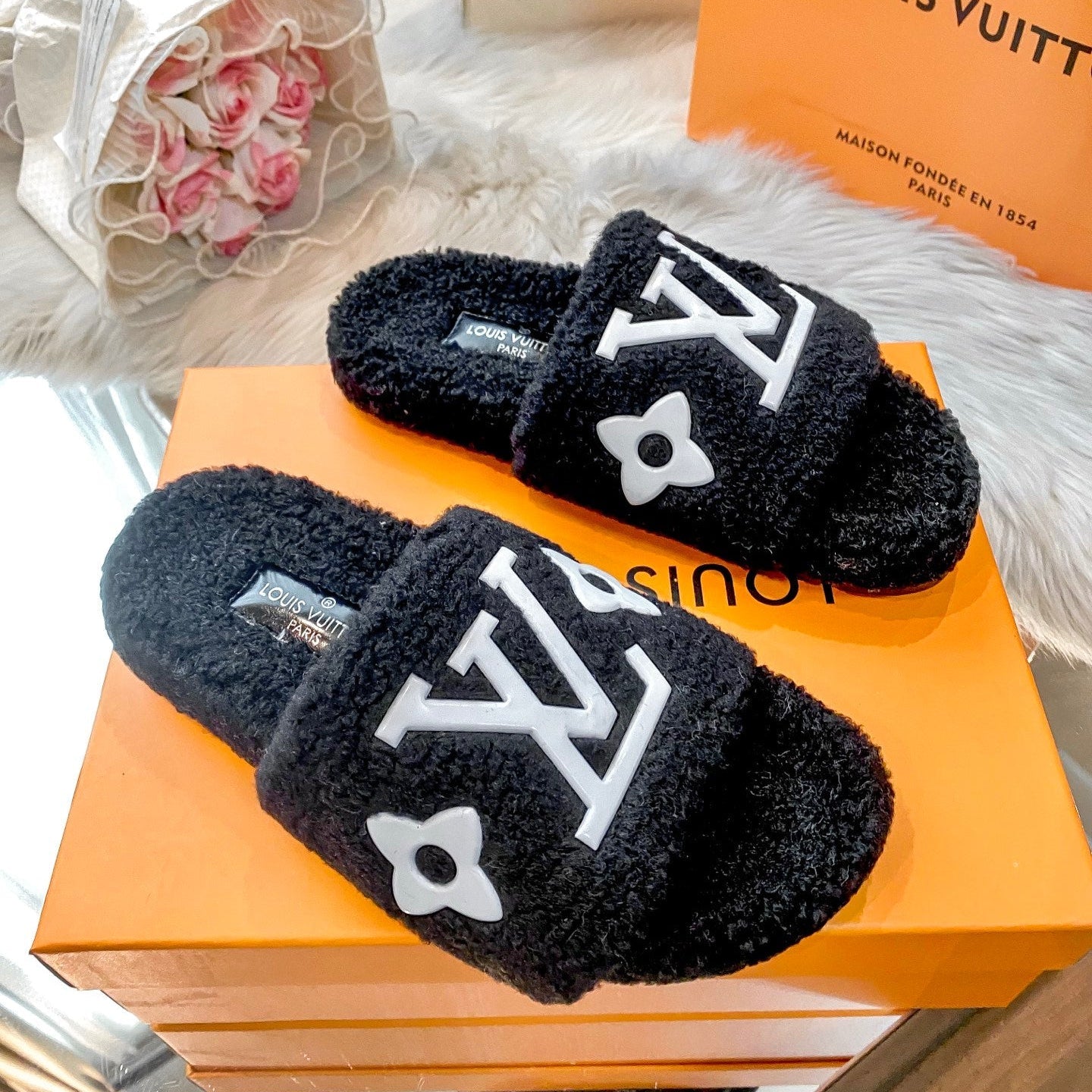 4 Colors Couple Lambswool Slippers