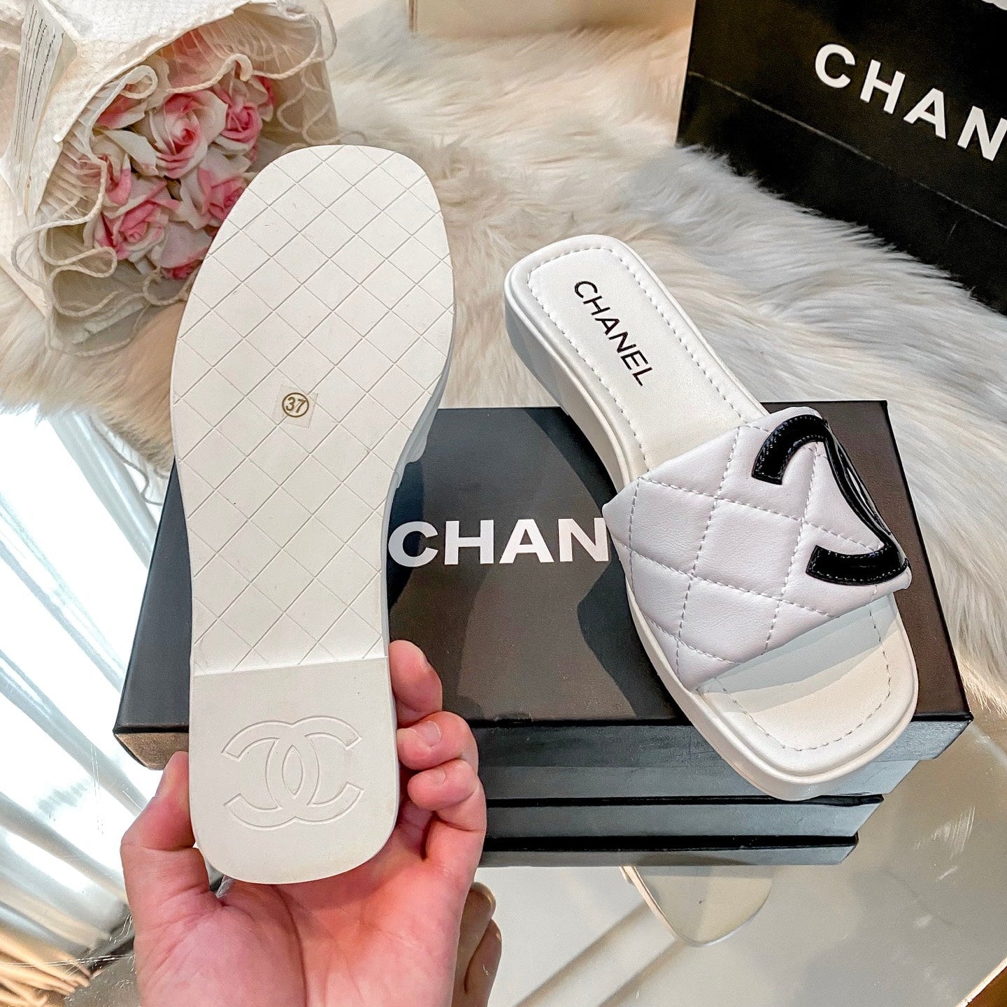 Stylish leather slippers