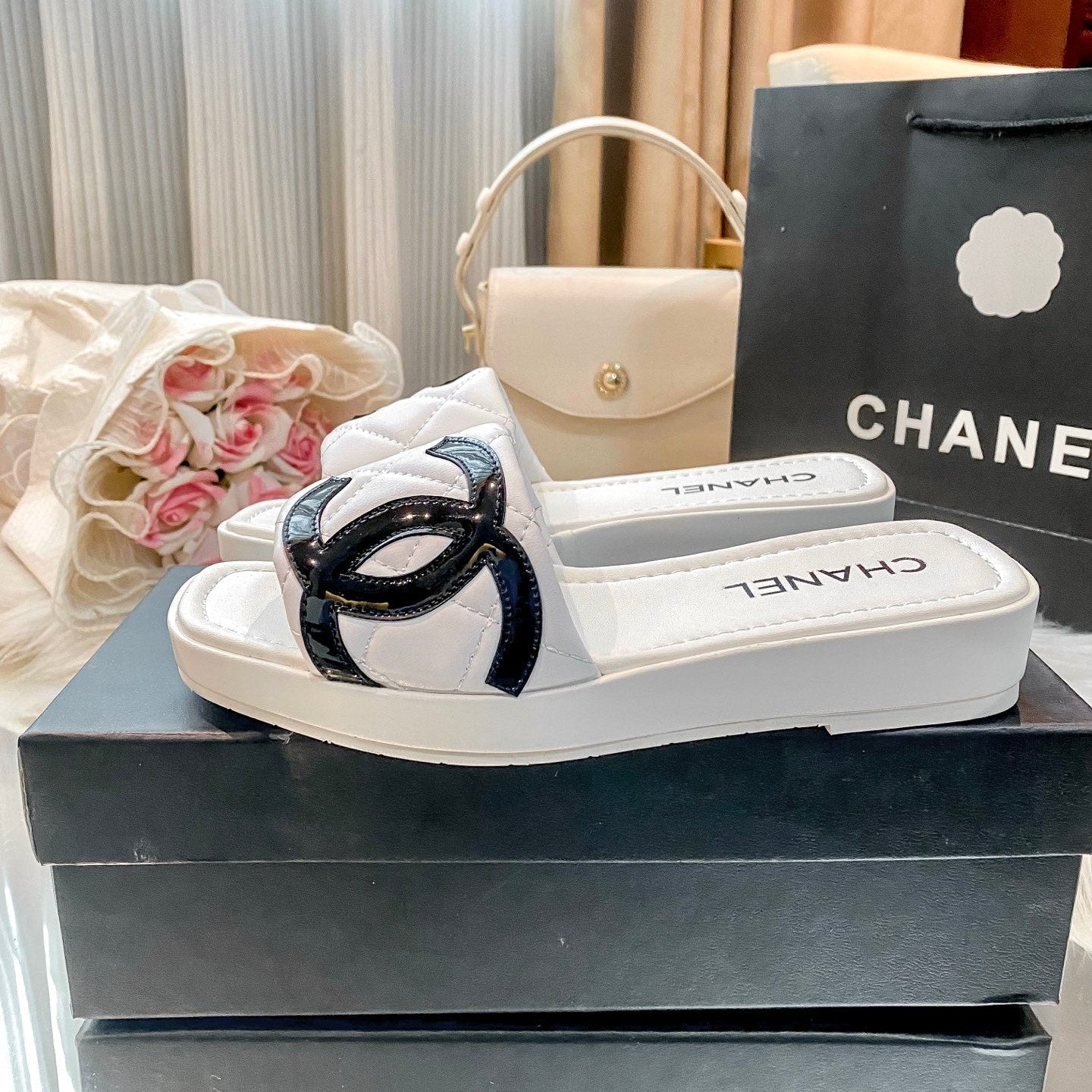 Stylish leather slippers