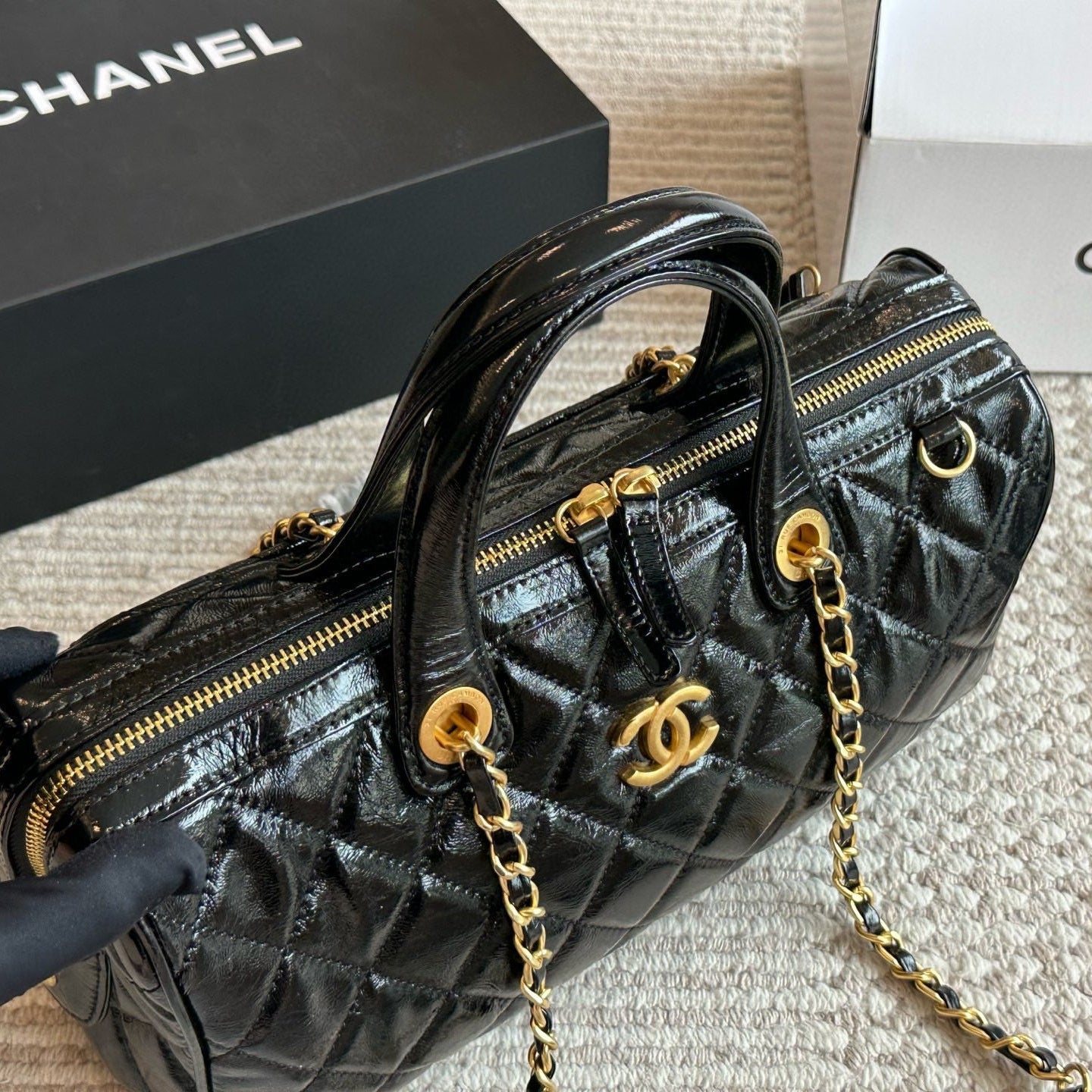 Stylish waxed leather bowling bag