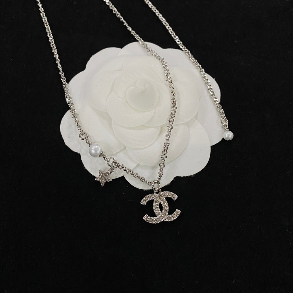 Sparkling Diamond Star Necklace