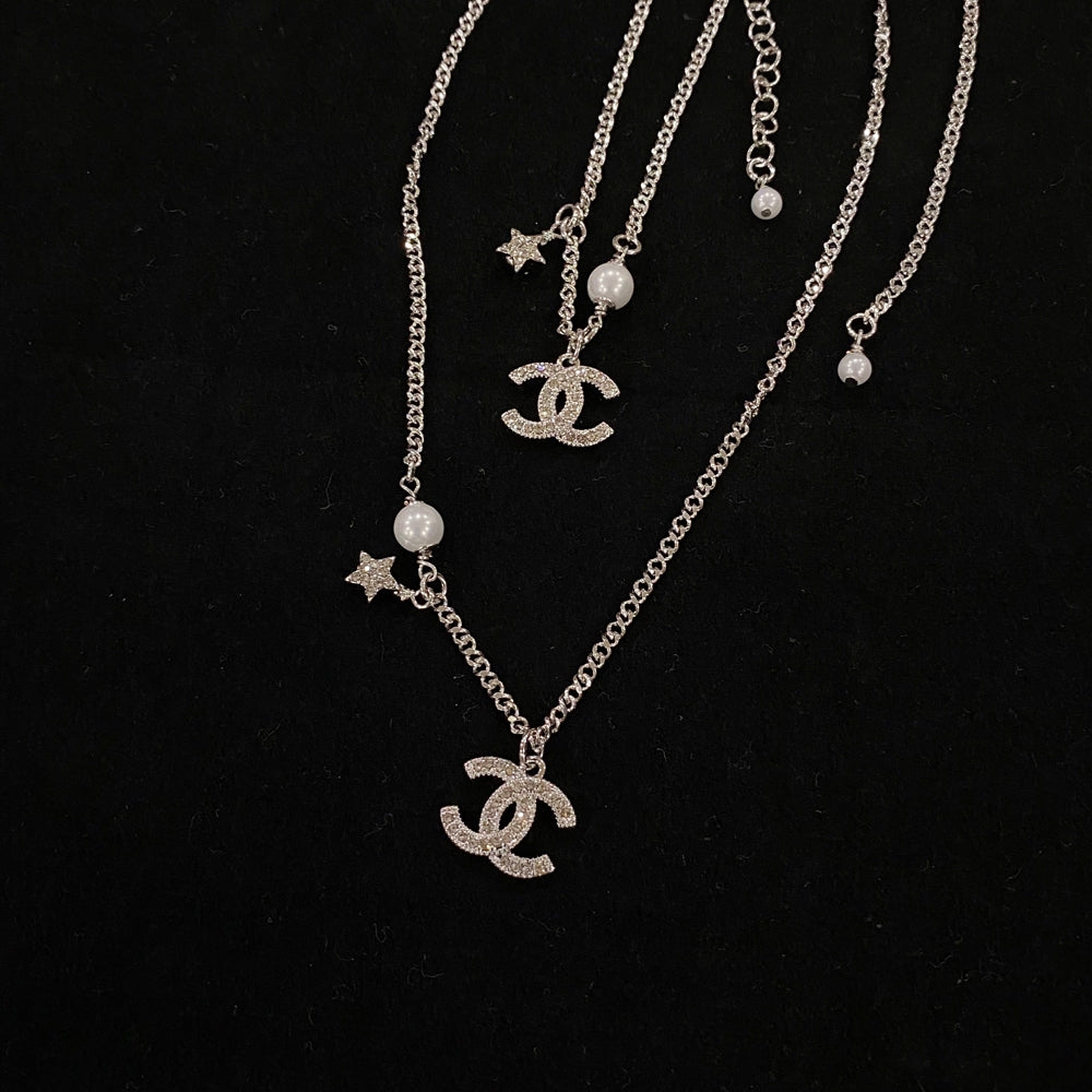 Sparkling Diamond Star Necklace