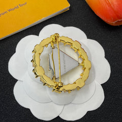 Sparkling Diamond Round Brooch