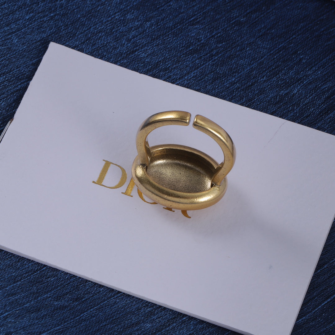 Vintage Signature Open Ring