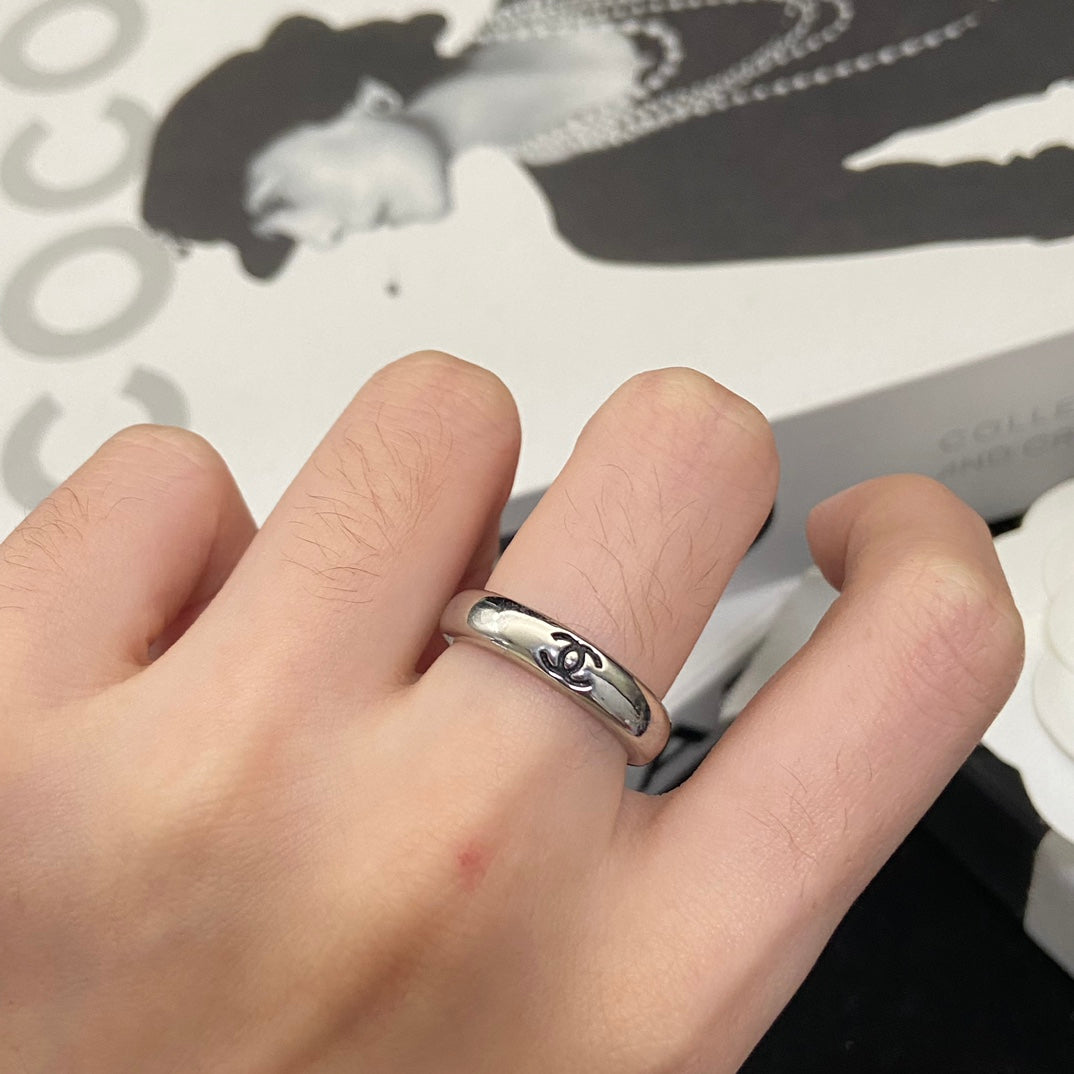 Versatile Black Enamel Ring