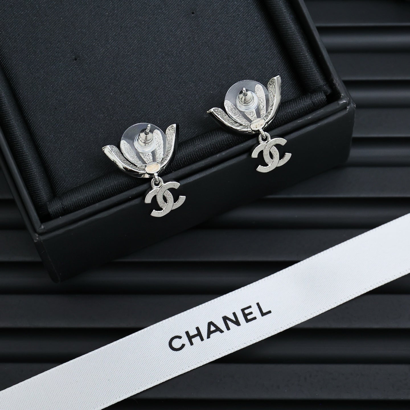 Crown Full Diamond Earrings