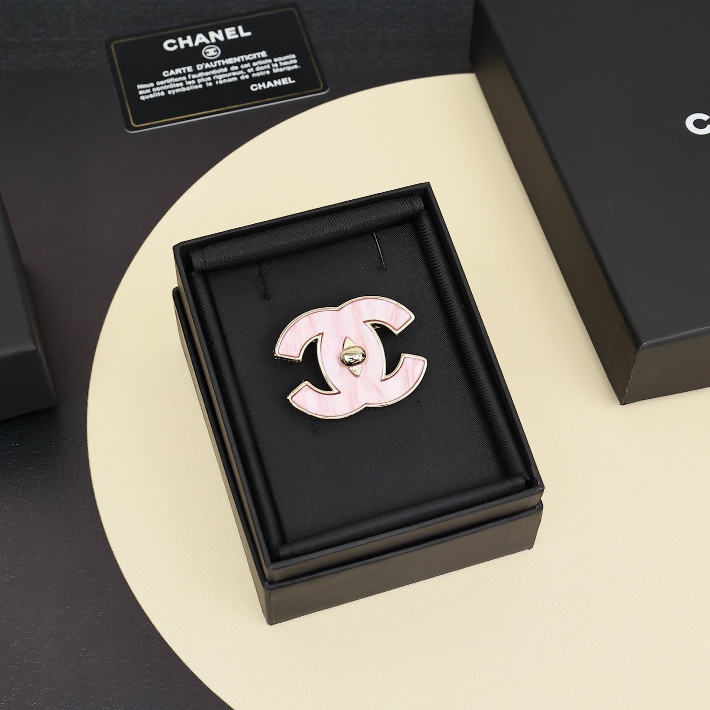 Ice-clear Jelly Pink Letter Brooch