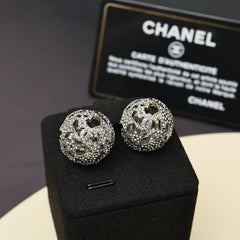 Hollow Star Hemisphere Earrings