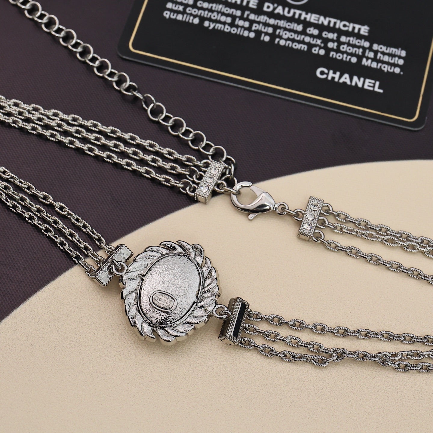 Oval Feather Layered Necklace
