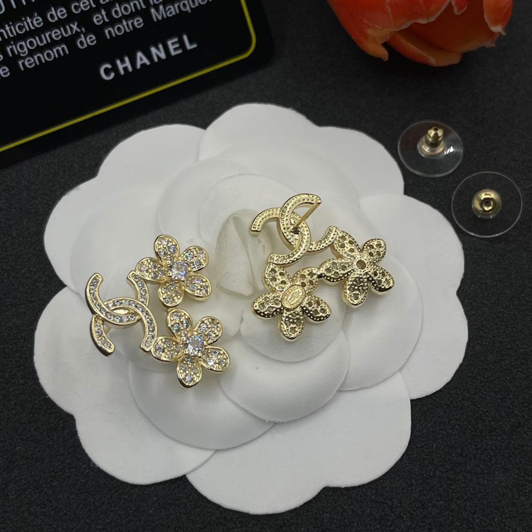 Sparkling Flower Diamond Earrings