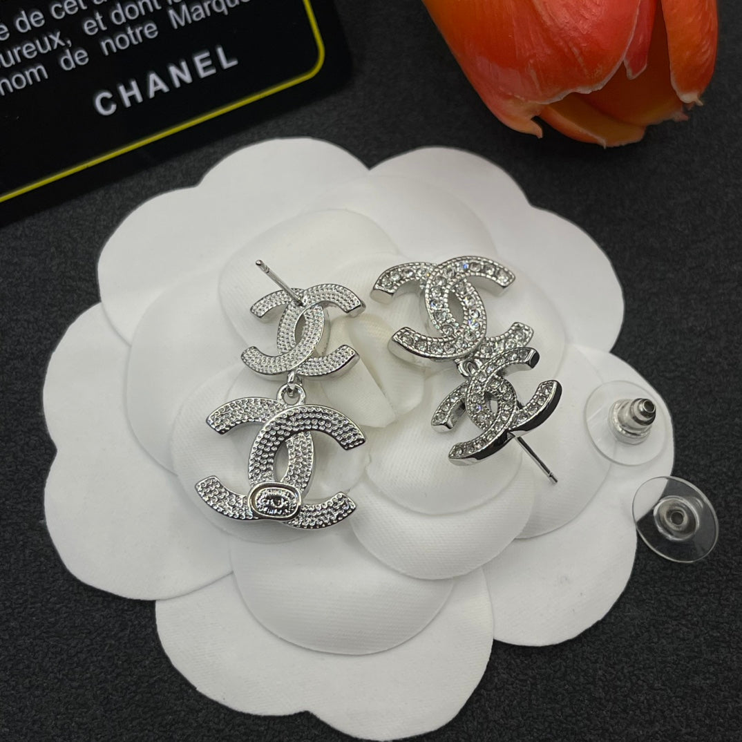 Diamond Letter Stitching Earrings