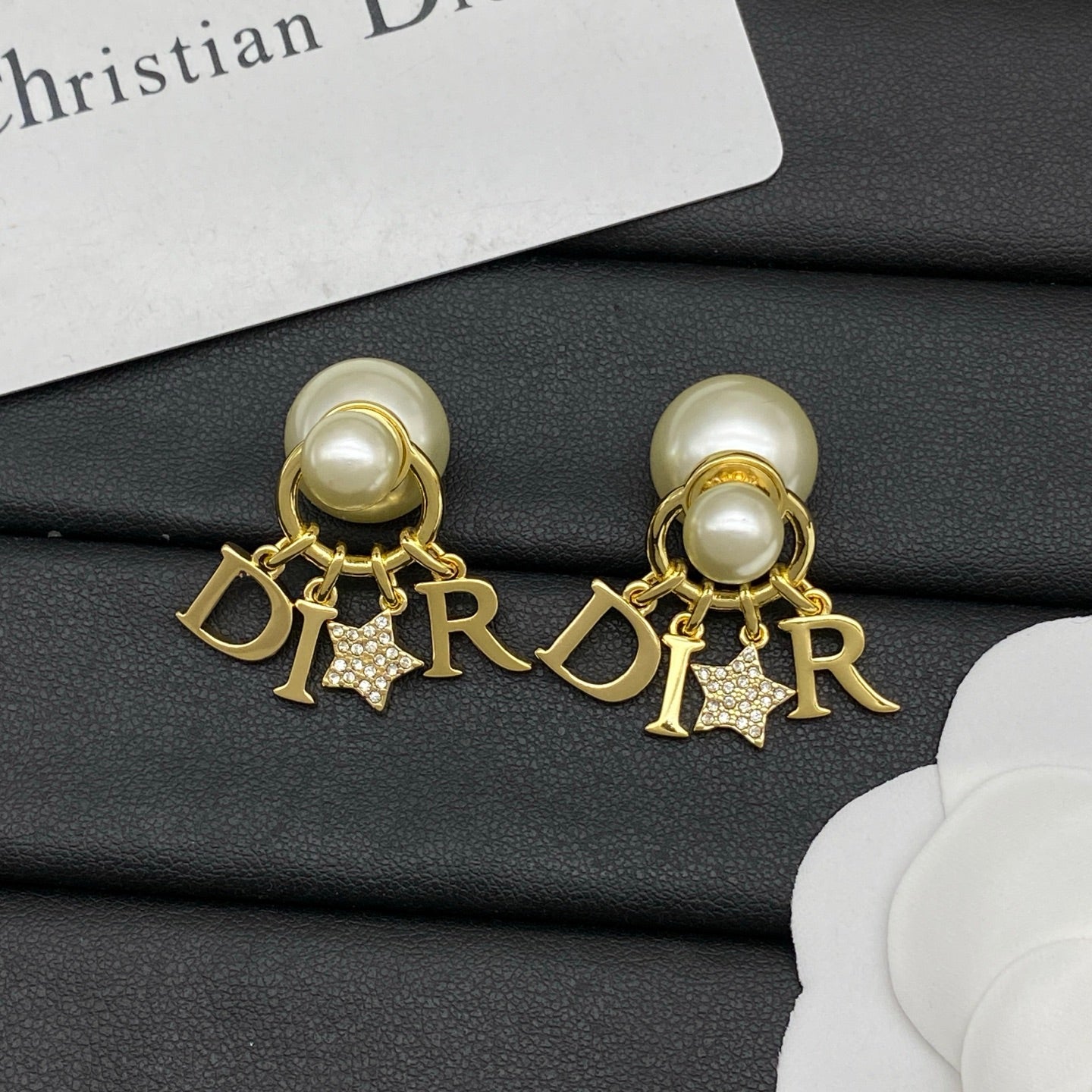 Fashionable star pearl earrings
