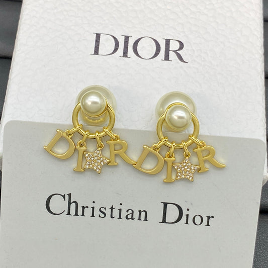 Fashionable star pearl earrings