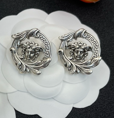 Fashionable Avatar Leaf Earrings